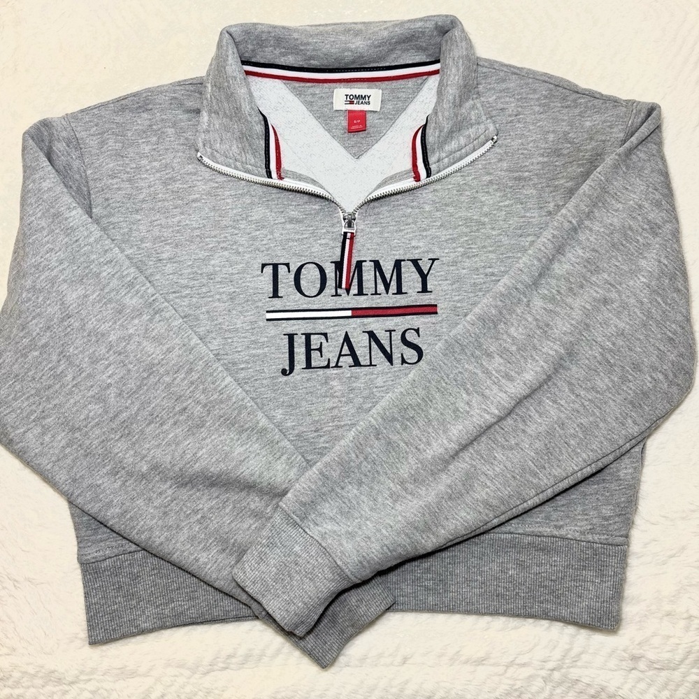 Tommy Jeans Gray Quarter-Zip Sweatshirt Logo Pullover Cropped